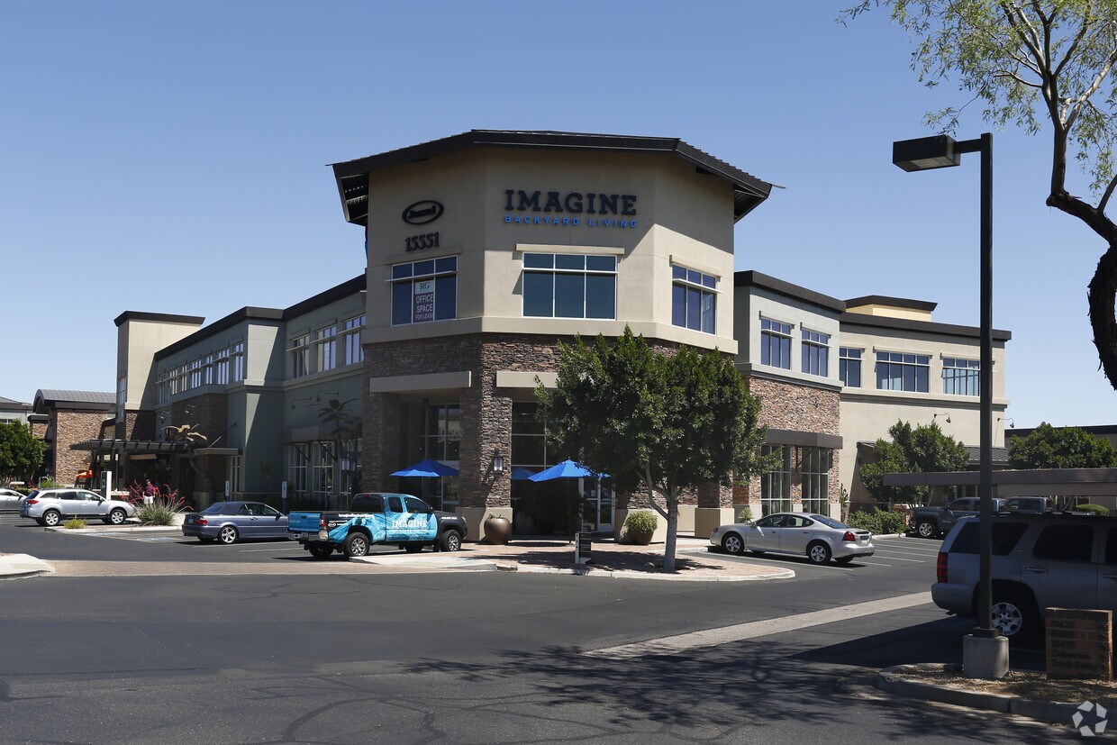 Lofts at the District building exterior